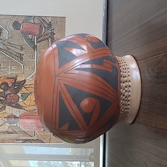 VINTAGE NORA SILVEIRA MEXICAN POTTERY VASE - Picture 3 of 5